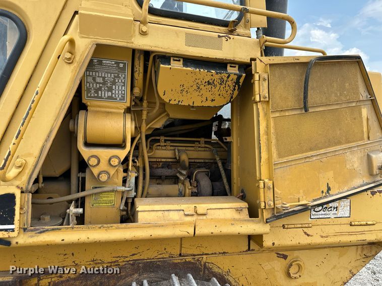 image for item DS6309 1993 Caterpillar 953B  track loader