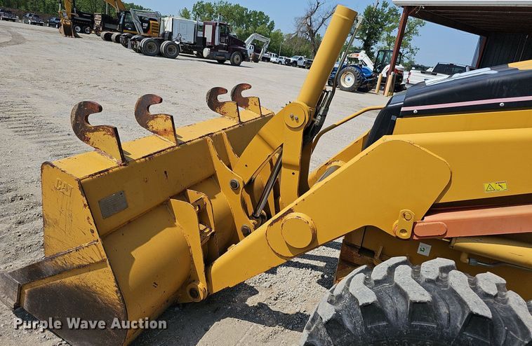 image for item DS6310 2003 Caterpillar 420D  backhoe