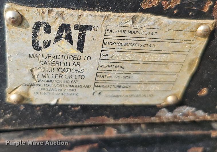 image for item DS6310 2003 Caterpillar 420D  backhoe