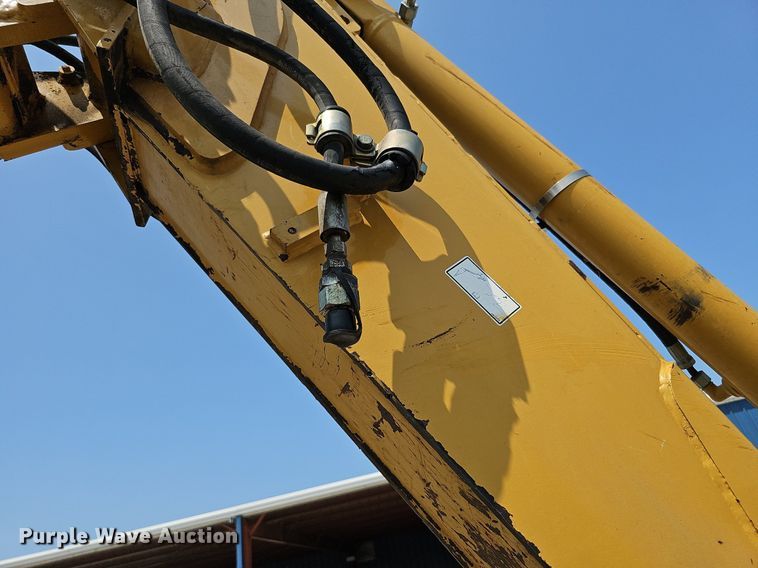 image for item DS6310 2003 Caterpillar 420D  backhoe