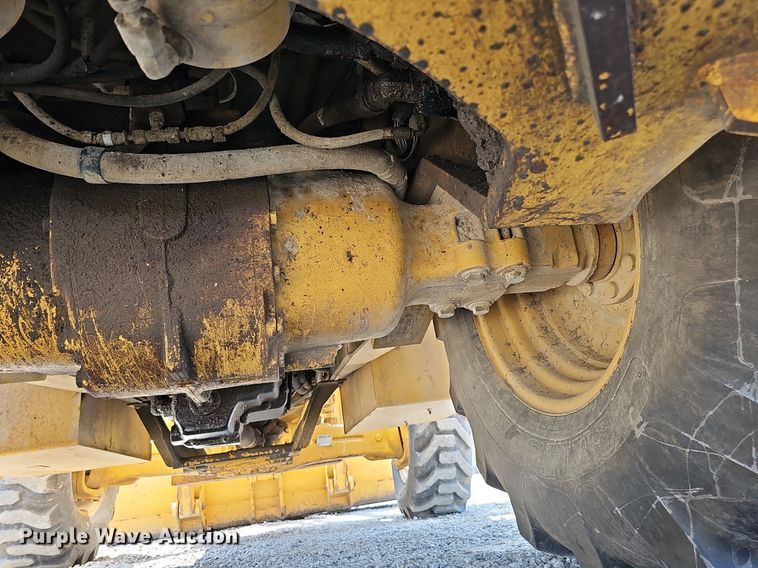 image for item DS6310 2003 Caterpillar 420D  backhoe