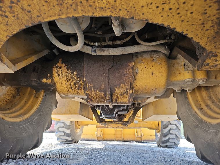 image for item DS6310 2003 Caterpillar 420D  backhoe