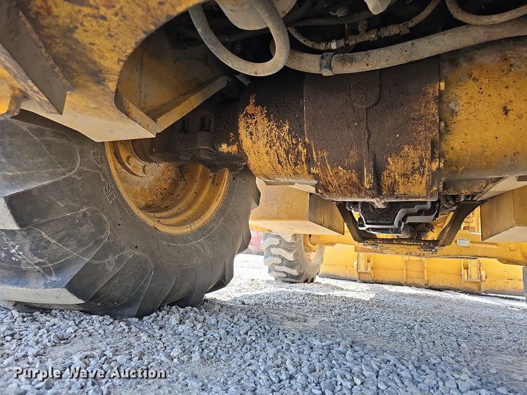 image for item DS6310 2003 Caterpillar 420D  backhoe