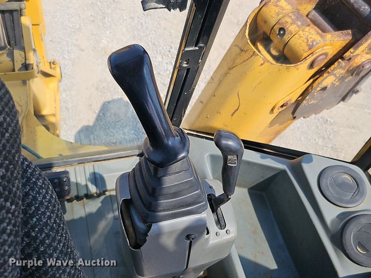 image for item DS6310 2003 Caterpillar 420D  backhoe