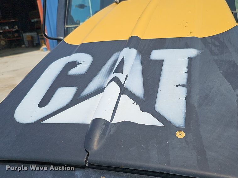 image for item DS6310 2003 Caterpillar 420D  backhoe