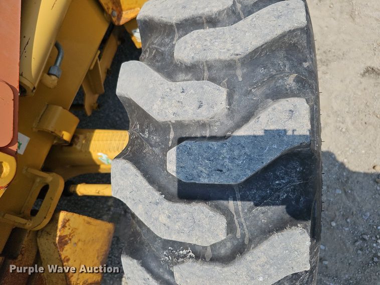 image for item DS6310 2003 Caterpillar 420D  backhoe