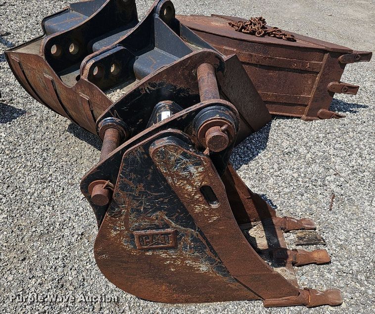 image for item DS6310 2003 Caterpillar 420D  backhoe