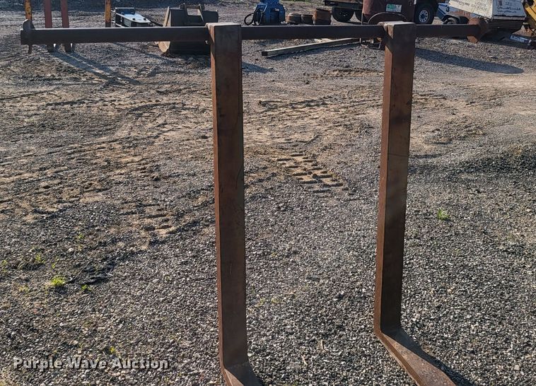 image for item DS6310 2003 Caterpillar 420D  backhoe