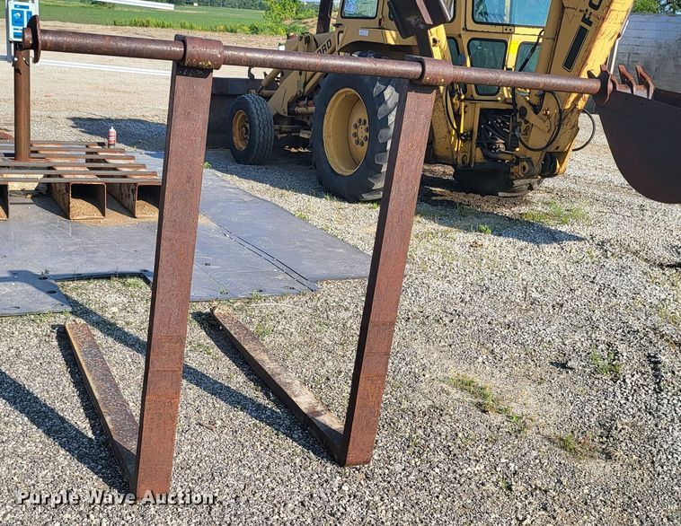 image for item DS6310 2003 Caterpillar 420D  backhoe