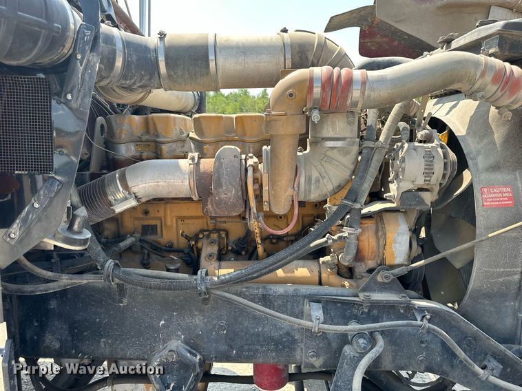 image for item DS6323 1994 Kenworth W900  semi truck