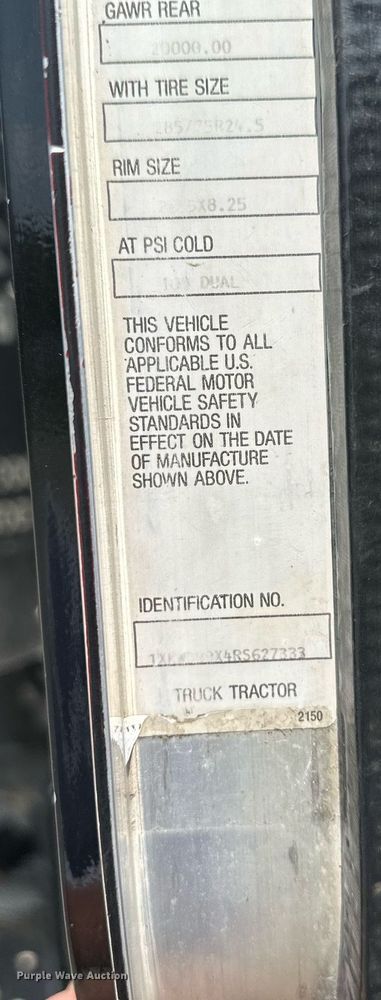 image for item DS6323 1994 Kenworth W900  semi truck