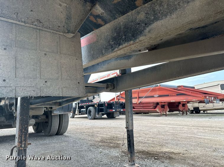 image for item DS6326 1999 Clement  end dump trailer