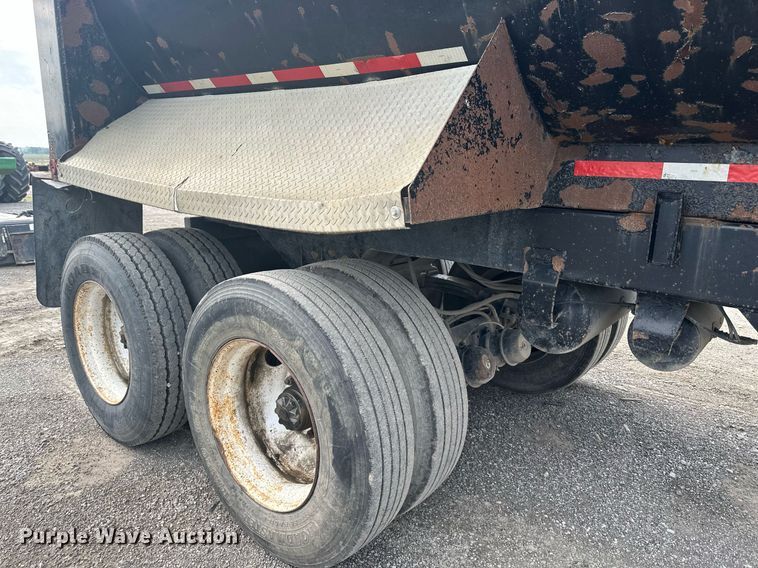 image for item DS6326 1999 Clement  end dump trailer