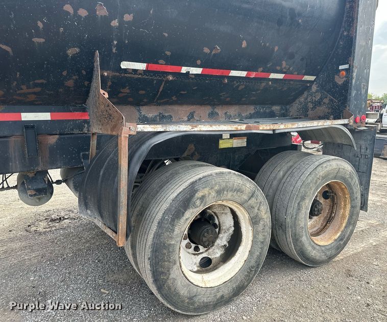 image for item DS6326 1999 Clement  end dump trailer