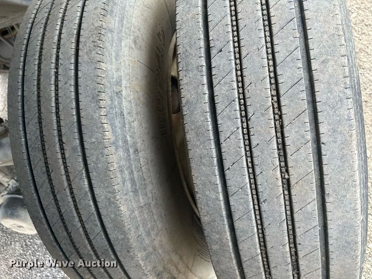 image for item DS6326 1999 Clement  end dump trailer