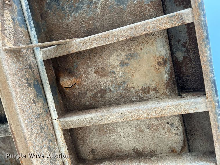 image for item DS6329 2000 Sterling L-Line  dump truck