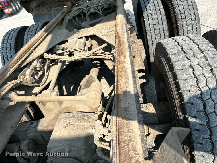 image for item DS6329 2000 Sterling L-Line  dump truck