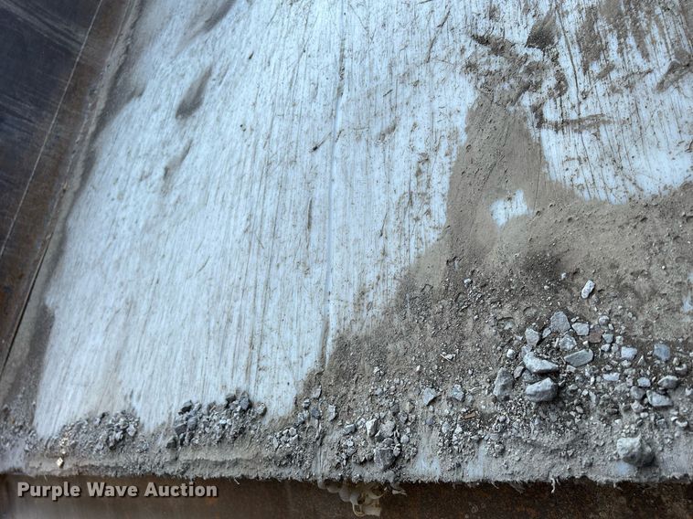 image for item DS6329 2000 Sterling L-Line  dump truck