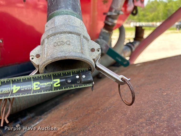 image for item DS6330 2001 International 8100  water truck