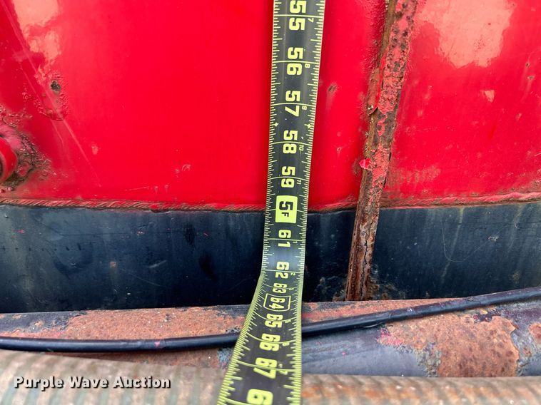 image for item DS6330 2001 International 8100  water truck