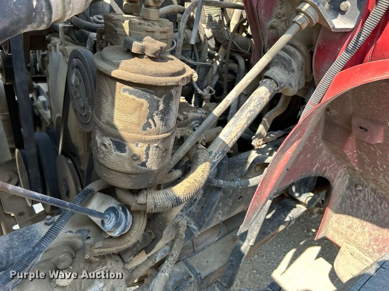 image for item DS6330 2001 International 8100  water truck