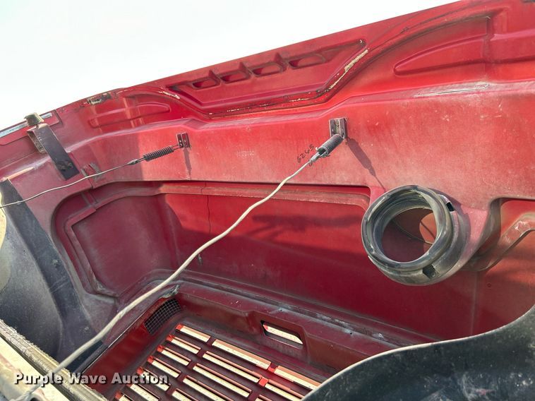 image for item DS6330 2001 International 8100  water truck