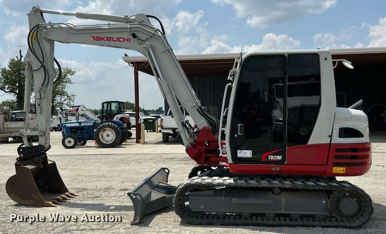 image for item DS6331 2020 Takeuchi TB290  mini excavator