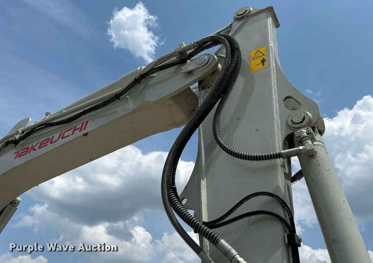 image for item DS6331 2020 Takeuchi TB290  mini excavator