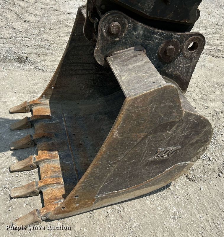 image for item DS6331 2020 Takeuchi TB290  mini excavator