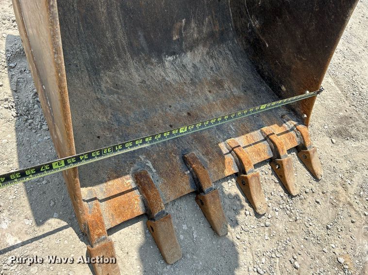 image for item DS6331 2020 Takeuchi TB290  mini excavator