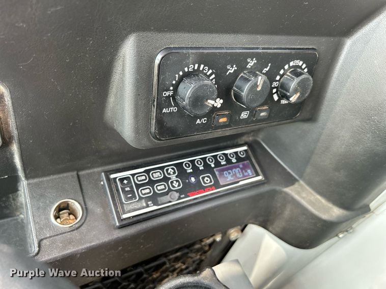 image for item DS6331 2020 Takeuchi TB290  mini excavator