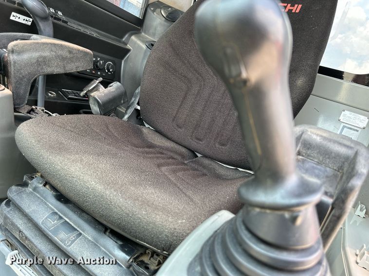 image for item DS6331 2020 Takeuchi TB290  mini excavator