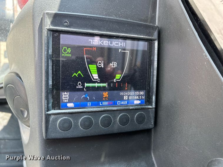 image for item DS6331 2020 Takeuchi TB290  mini excavator