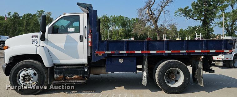 image for item DS6333 2006 GMC C7500  dump flatbed truck