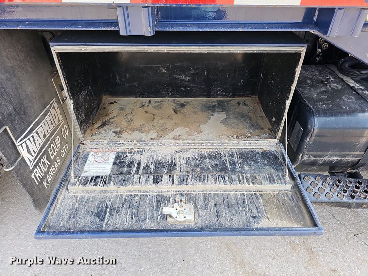 image for item DS6333 2006 GMC C7500  dump flatbed truck