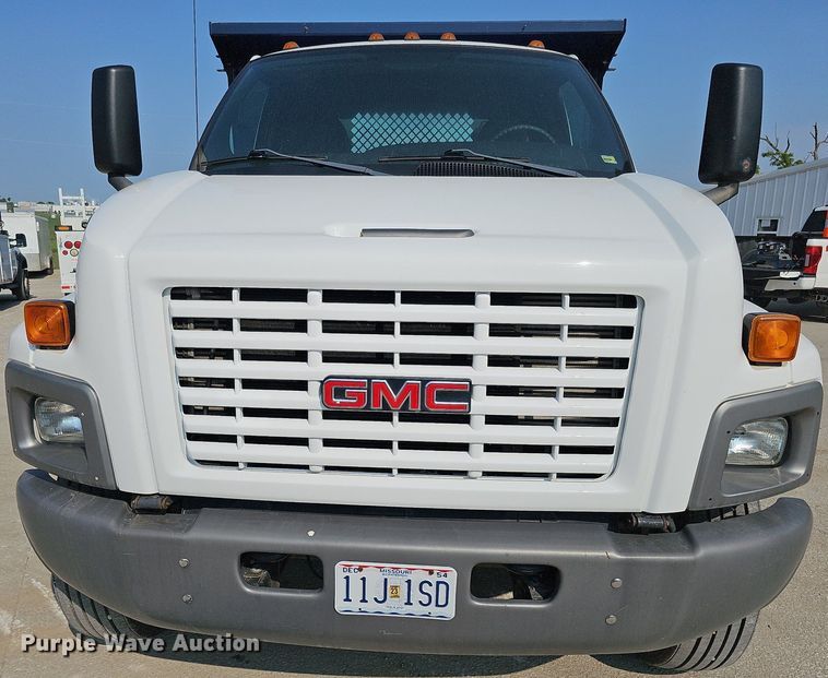 image for item DS6333 2006 GMC C7500  dump flatbed truck