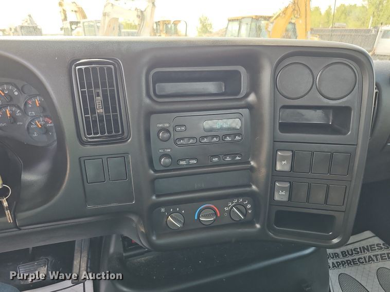 image for item DS6333 2006 GMC C7500  dump flatbed truck