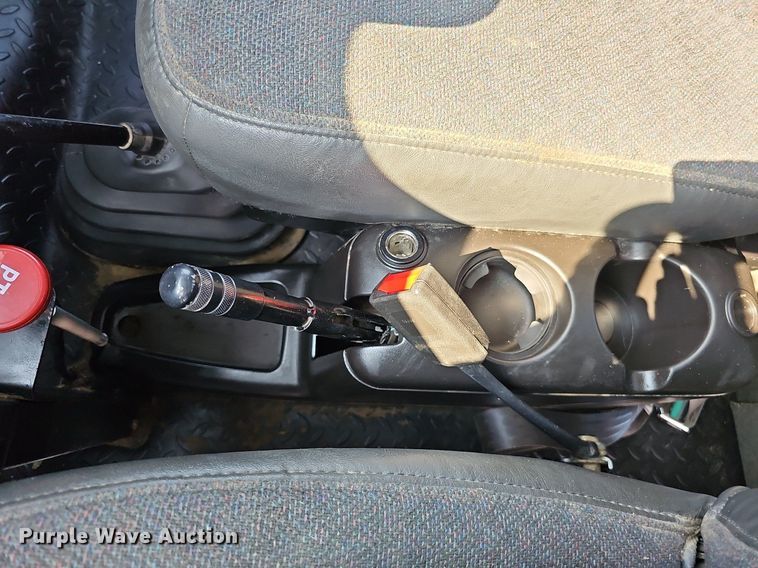 image for item DS6333 2006 GMC C7500  dump flatbed truck