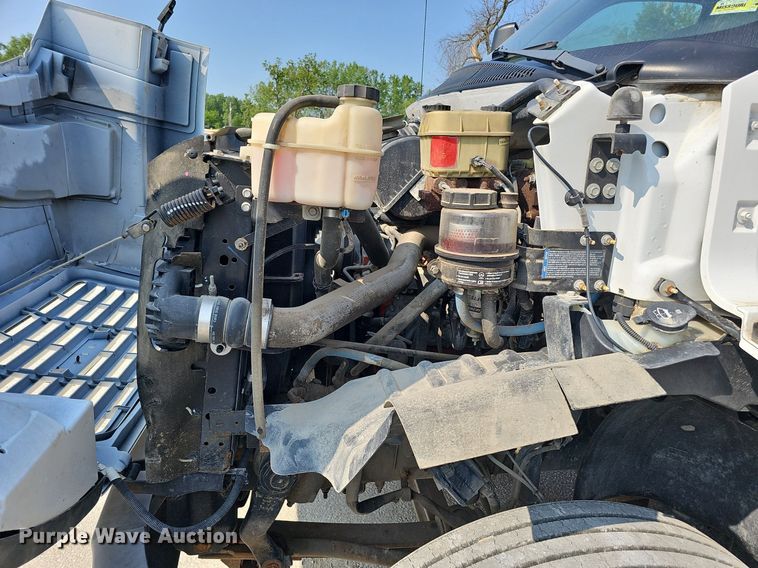 image for item DS6333 2006 GMC C7500  dump flatbed truck