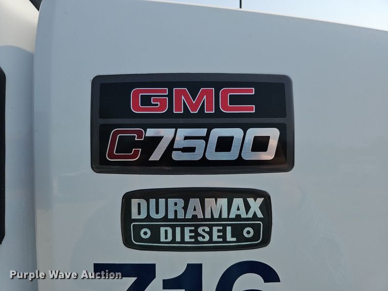 image for item DS6333 2006 GMC C7500  dump flatbed truck