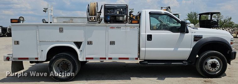 image for item DS6335 2008 Ford F550 Super Duty XL  utility / service truck
