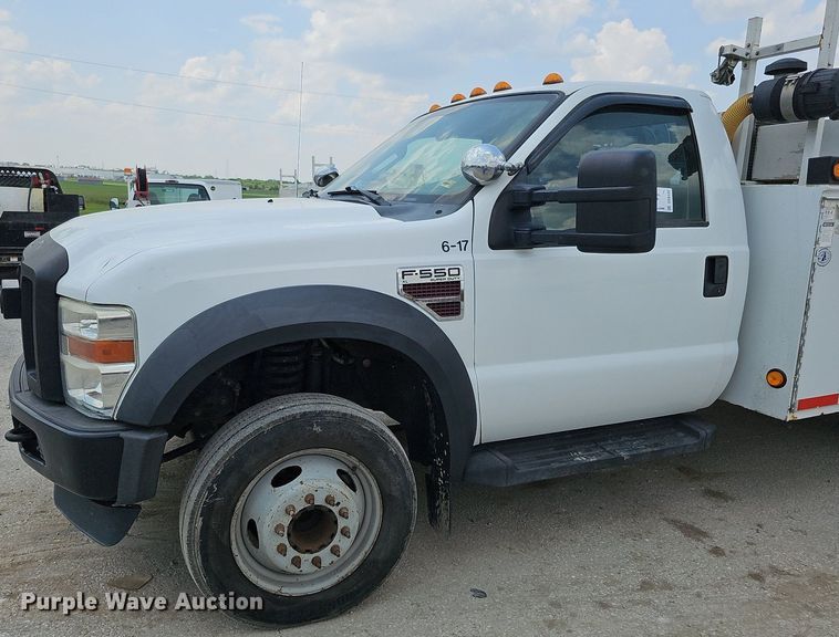 image for item DS6335 2008 Ford F550 Super Duty XL  utility / service truck