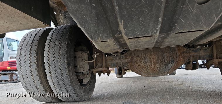 image for item DS6335 2008 Ford F550 Super Duty XL  utility / service truck