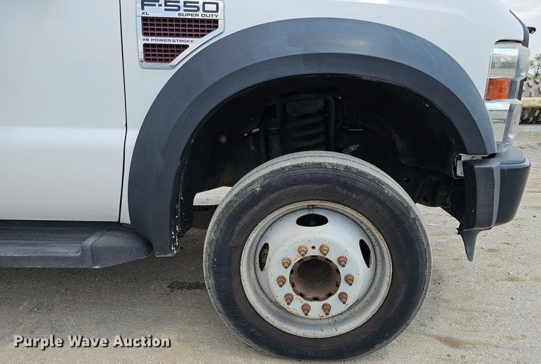 image for item DS6335 2008 Ford F550 Super Duty XL  utility / service truck