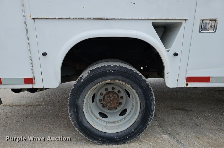image for item DS6335 2008 Ford F550 Super Duty XL  utility / service truck