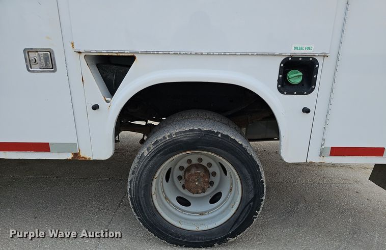 image for item DS6335 2008 Ford F550 Super Duty XL  utility / service truck