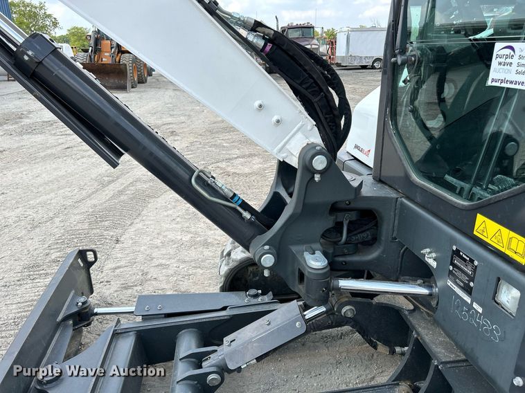 image for item DS6338 2021 Bobcat E42 R2 series  mini excavator