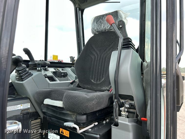 image for item DS6338 2021 Bobcat E42 R2 series  mini excavator