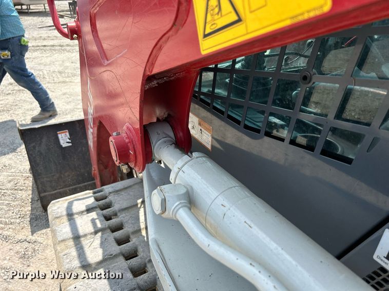 image for item DS6340 2018 Takeuchi TL12R2  tracked skid steer loader