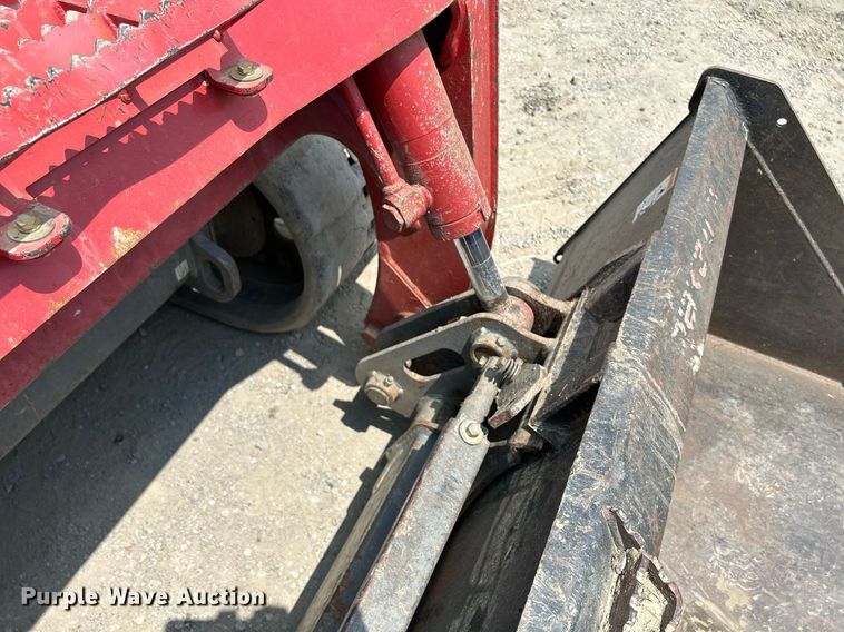 image for item DS6340 2018 Takeuchi TL12R2  tracked skid steer loader